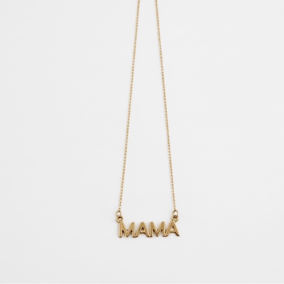 Jewelry - Gold 'MAMA' Necklace